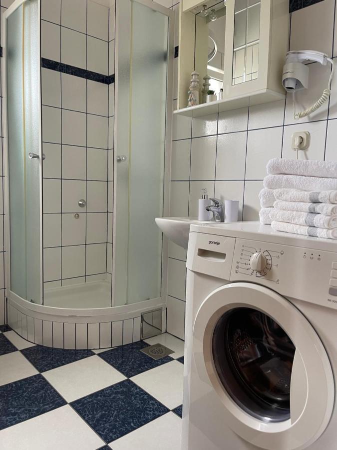Apartmani Nada Primosten Bagian luar foto